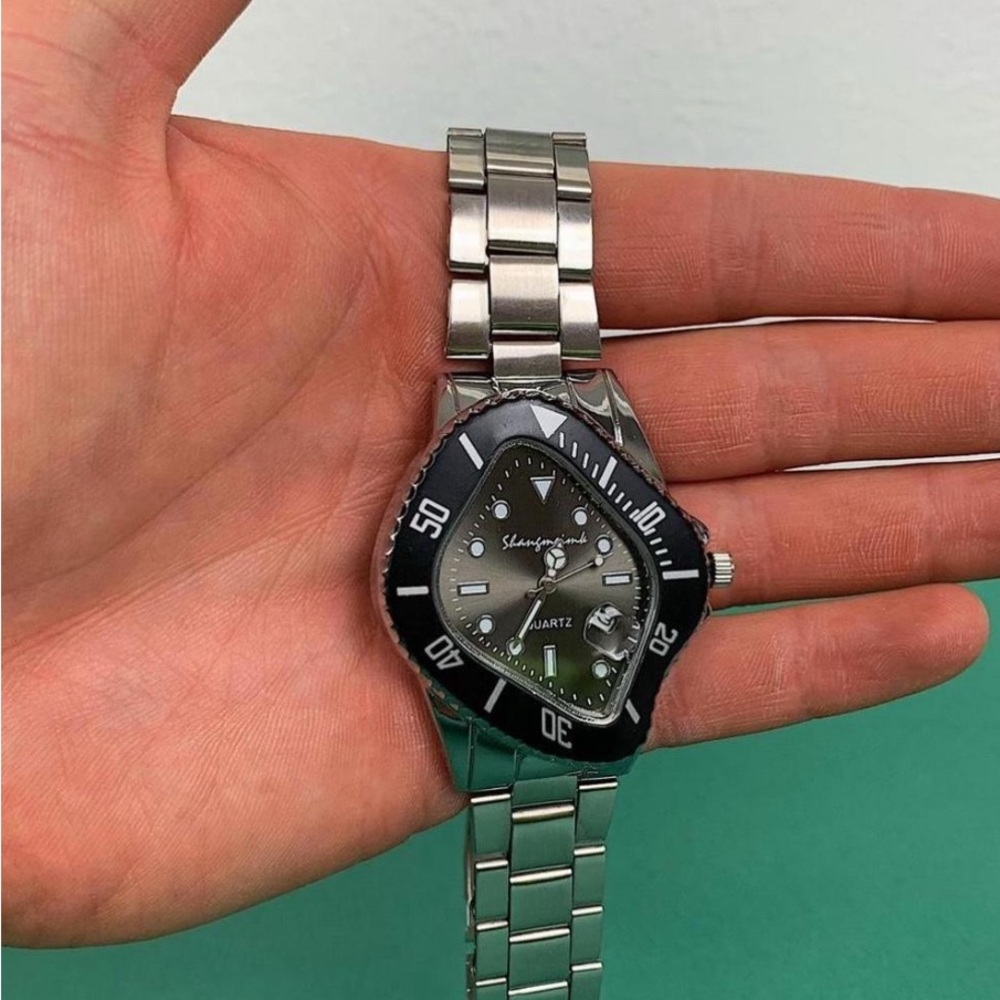 Stainless Steel Quartz Watch with Black Dial
